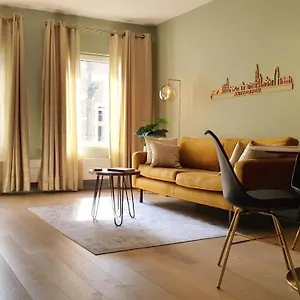 https://bnb-antwerpen-chique.hotelsantwerp.net